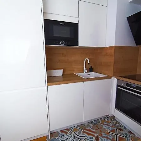 Teal Apartment-free Garage Parking * Zára